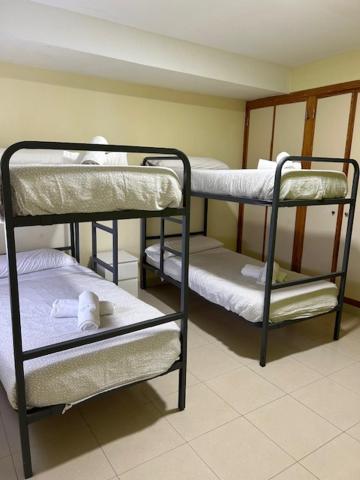 Llanes International Hostel ปู เด ยาเนส ภายนอก รูปภาพ