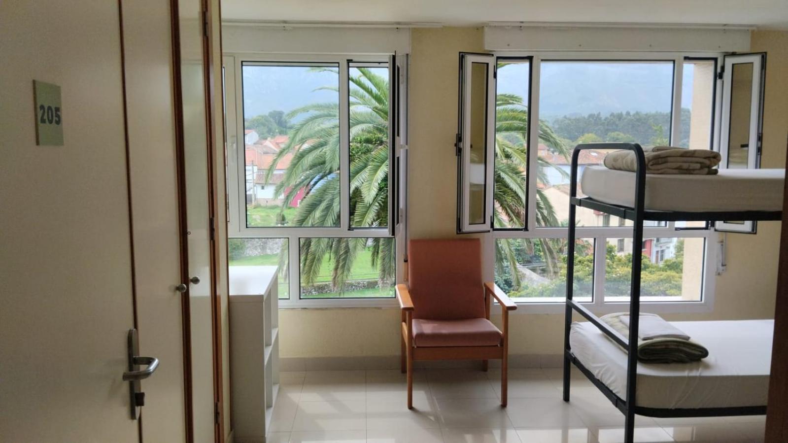 Llanes International Hostel ปู เด ยาเนส ภายนอก รูปภาพ