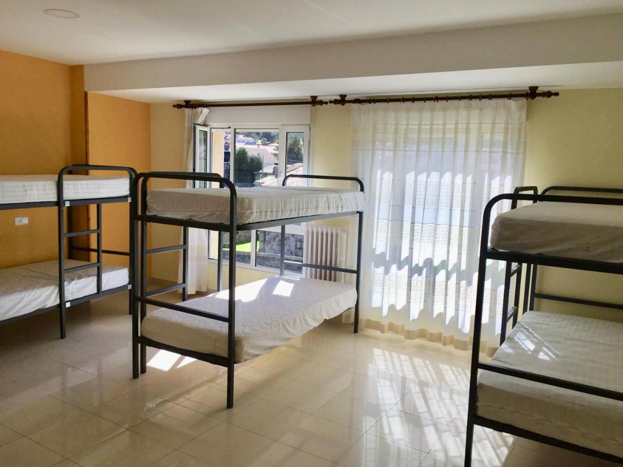 Llanes International Hostel ปู เด ยาเนส ภายนอก รูปภาพ