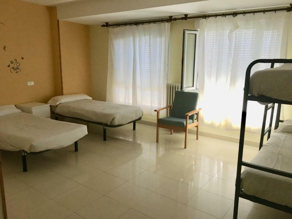 Llanes International Hostel ปู เด ยาเนส ภายนอก รูปภาพ